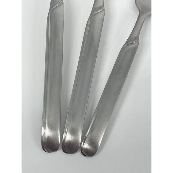 J A Henckels Zwilling Synergy Stainless 2 Dinner 8” 1 Salad 6 7/8” Forks - Picture 4 of 4